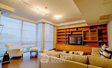 For rent 2 ベッドルーム condo in Pathum Wan, Bangkok