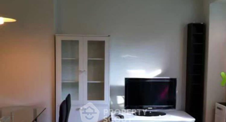 For rent 1 bed condo in Sathon, Bangkok