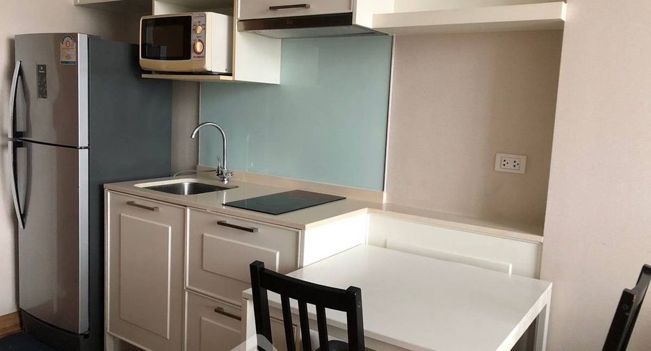 For rent 1 bed condo in Phra Khanong, Bangkok