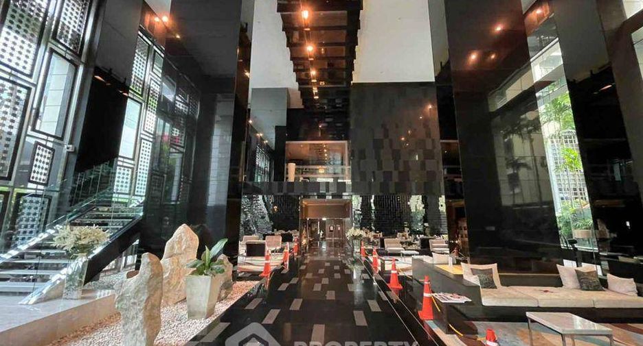For rent 1 bed condo in Khlong Toei, Bangkok