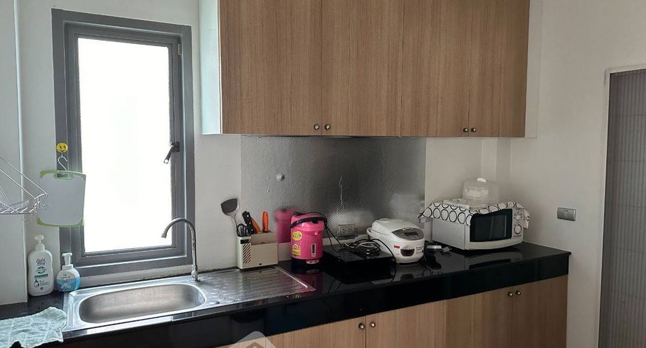 For rent 3 bedrooms house in Lat Krabang, Bangkok