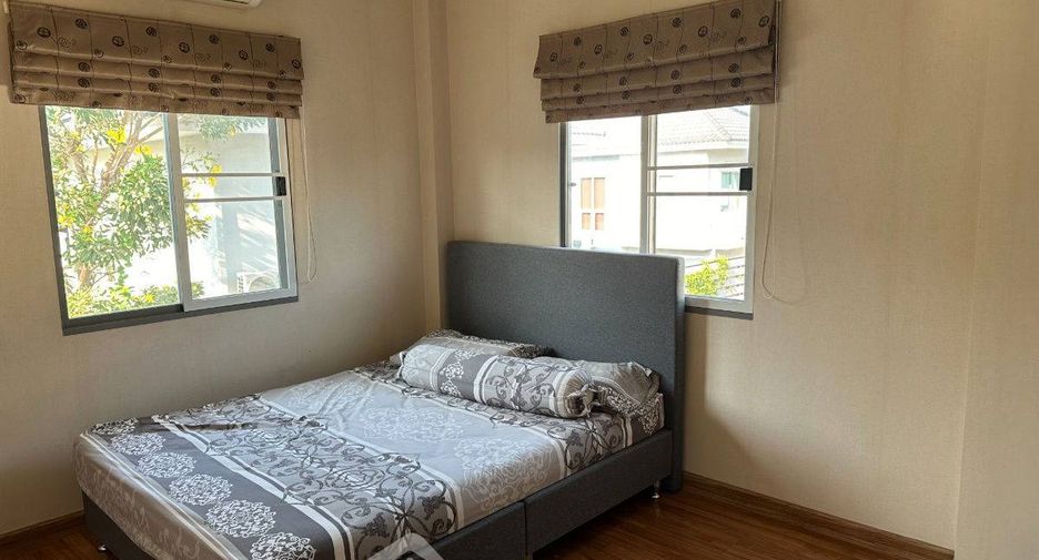 For rent 3 bedrooms house in Lat Krabang, Bangkok