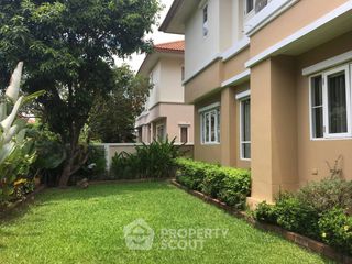 For rent 3 bedrooms house in Prawet, Bangkok