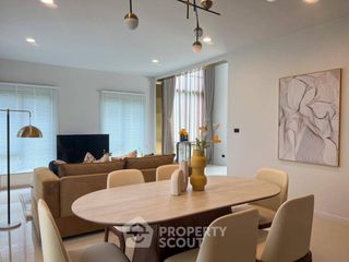 For rent 4 bedrooms house in Bang Kapi, Bangkok