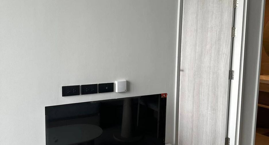For rent 1 bed condo in Khlong San, Bangkok