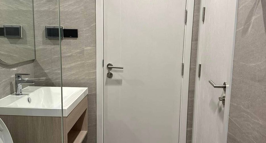 For rent 1 bed condo in Khlong San, Bangkok