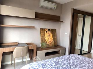 For rent 2 bedrooms condo in Yan Nawa, Bangkok