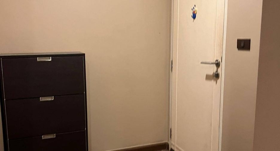 For rent 2 bedrooms condo in Ratchathewi, Bangkok
