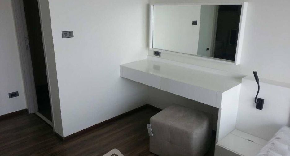 Condo en alquiler de 2 habitaciones en Khlong Toei, Bangkok
