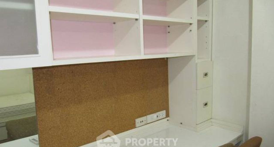 For rent 2 bedrooms condo in Phaya Thai, Bangkok