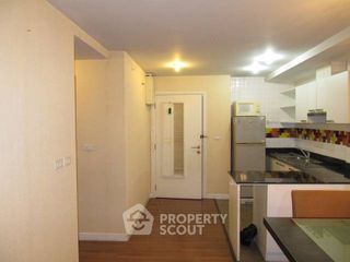 For rent 2 bedrooms condo in Phaya Thai, Bangkok