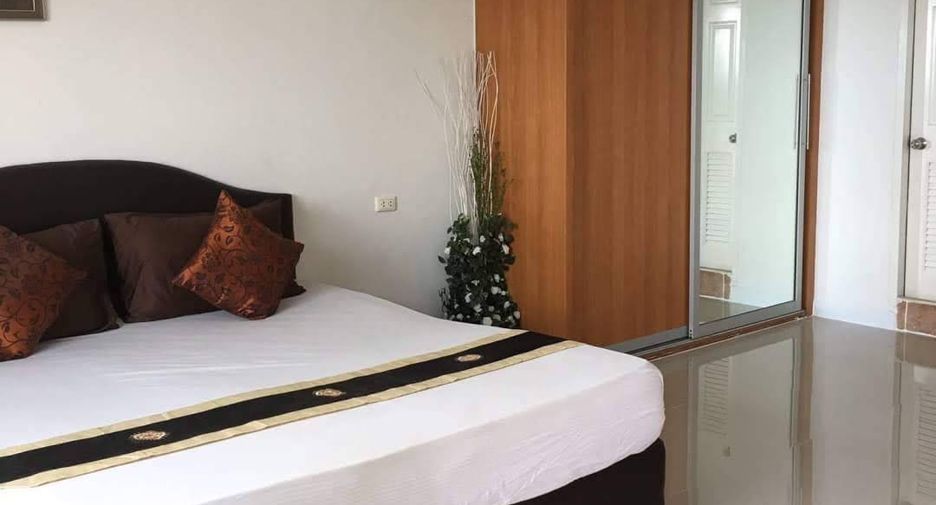 Wohnung zur Miete mit 2 Zimmer in Khlong Toei, Bangkok