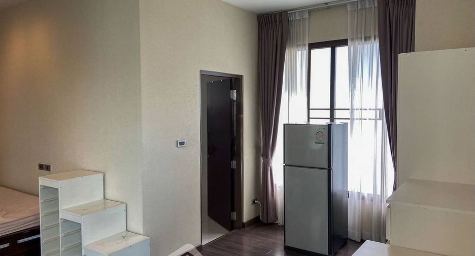 For rent 3 bedrooms house in Wang Thonglang, Bangkok