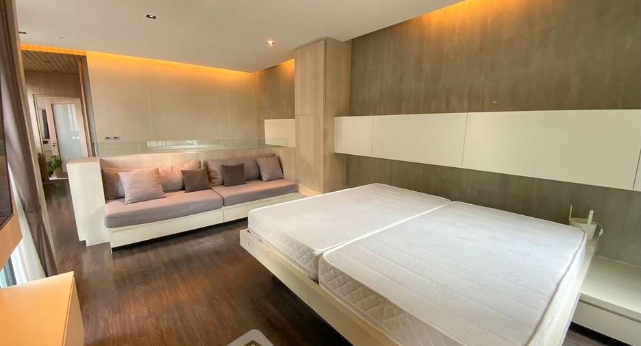 For rent 3 bedrooms house in Wang Thonglang, Bangkok