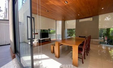 For rent 3 bedrooms house in Wang Thonglang, Bangkok