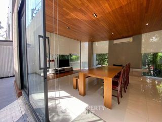 For rent 3 bedrooms house in Wang Thonglang, Bangkok