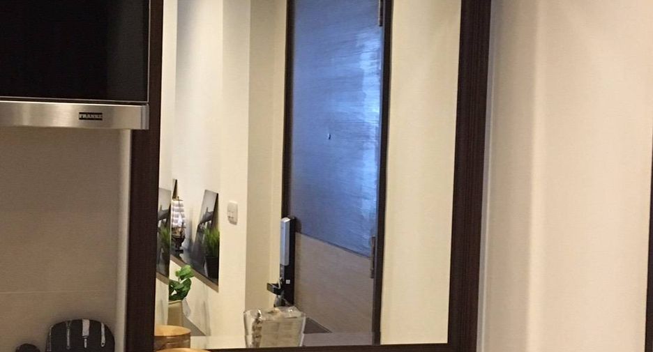 For rent 1 bed condo in Sathon, Bangkok