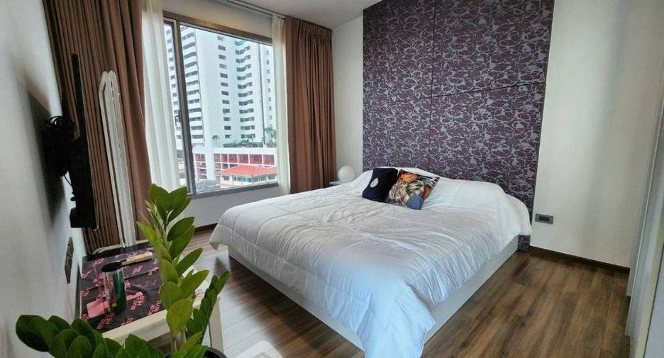 For rent 1 bed condo in Watthana, Bangkok