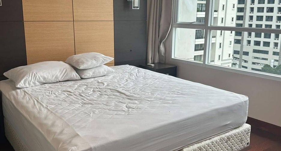 For rent 2 ベッドルーム condo in Pathum Wan, Bangkok
