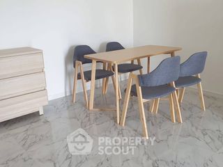For rent 3 bedrooms condo in Yan Nawa, Bangkok