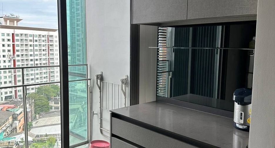 À louer 1 chambre condo à Khlong Toei, Bangkok