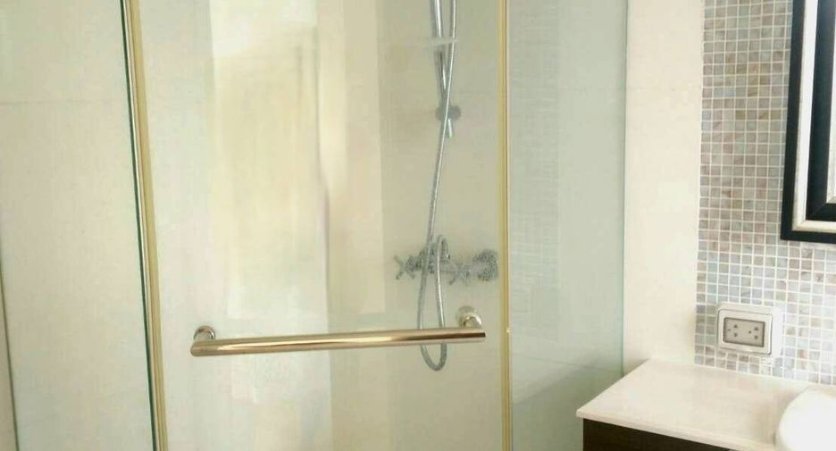 For rent 2 bedrooms condo in Bang Kho Laem, Bangkok
