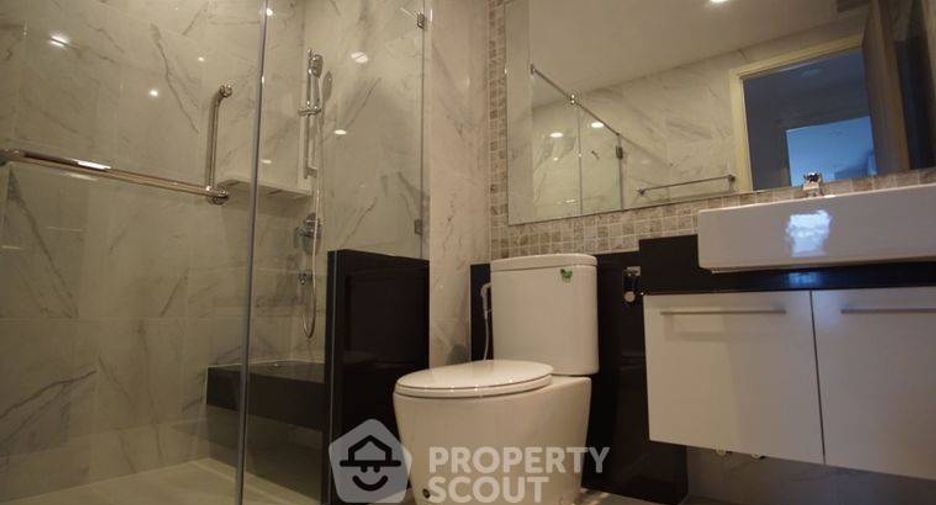 For rent 1 bed condo in Khlong San, Bangkok