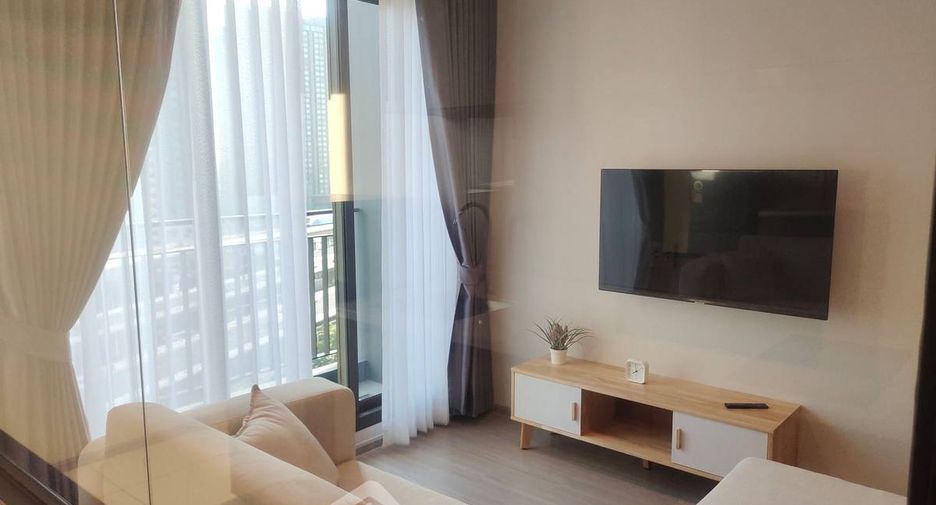 For rent 2 bedrooms condo in Thon Buri, Bangkok
