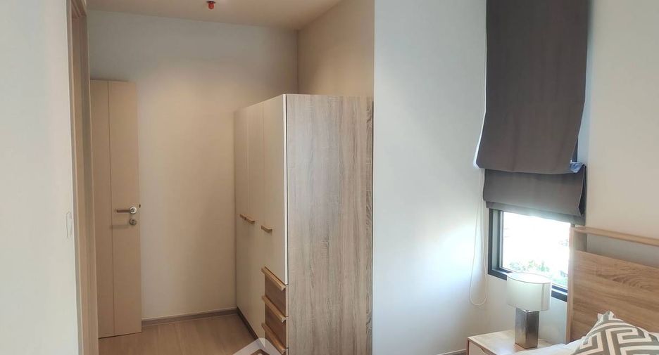 For rent 2 bedrooms condo in Thon Buri, Bangkok