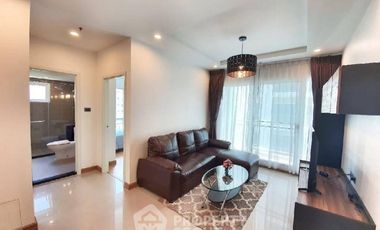 For rent 2 bedrooms condo in Huai Khwang, Bangkok