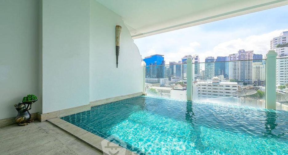 For rent 3 bedrooms condo in Watthana, Bangkok