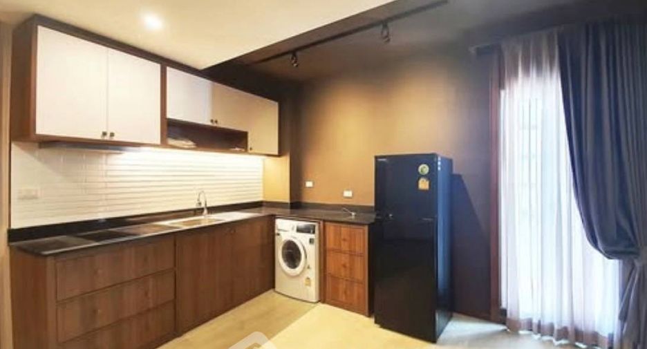 For rent 1 bed condo in Watthana, Bangkok