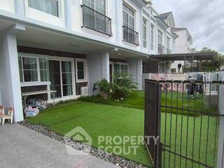 For rent 5 bedrooms townhouse in Prawet, Bangkok