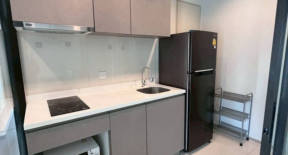 Wohnung zur Miete mit 2 Zimmer in Huai Khwang, Bangkok