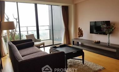 For rent 2 bedrooms condo in Sathon, Bangkok