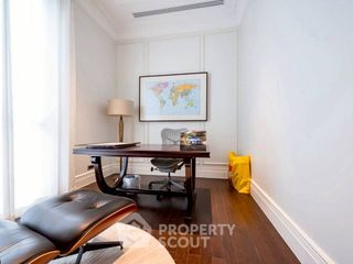 For rent 2 ベッドルーム condo in Pathum Wan, Bangkok