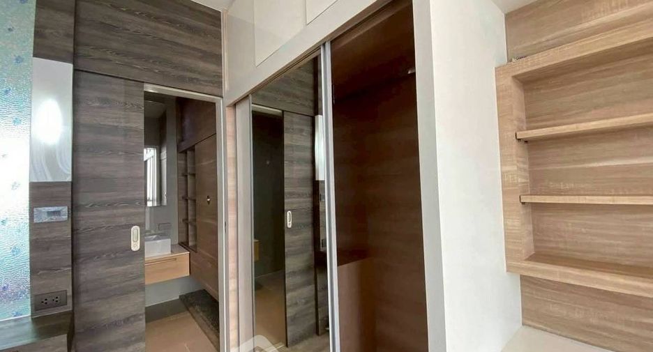 À louer 2 chambres condo à Chatuchak, Bangkok