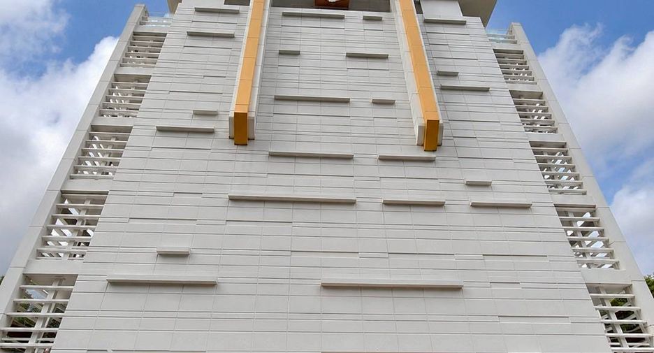 For rent 1 bed condo in Sathon, Bangkok