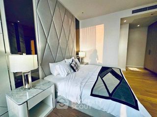 For rent 2 bedrooms condo in Khlong San, Bangkok