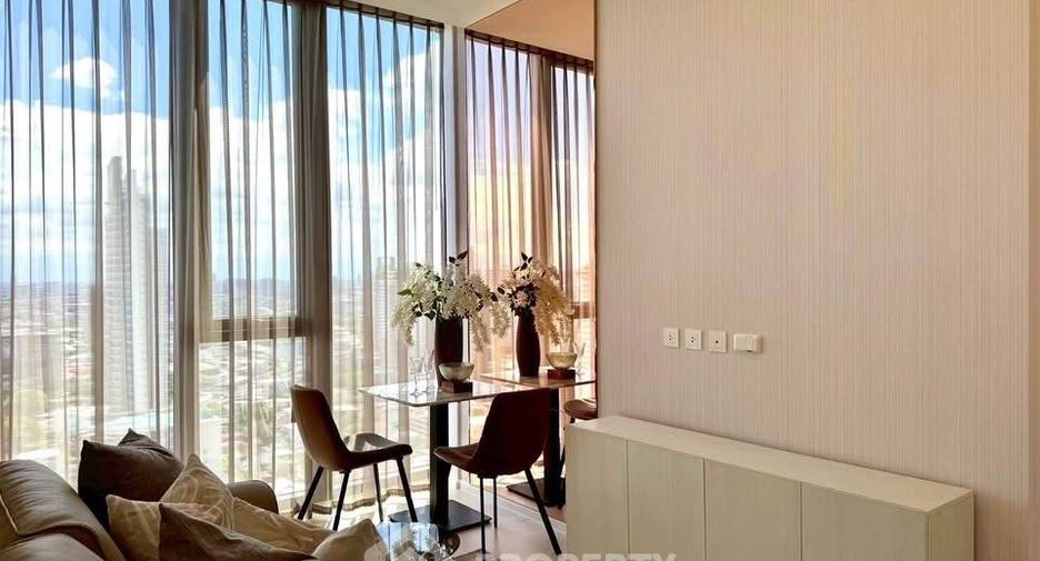 For rent 2 bedrooms condo in Chatuchak, Bangkok