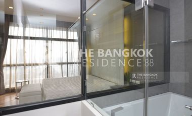 For rent 3 bedrooms condo in Khlong San, Bangkok