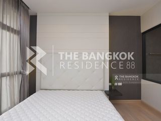 For rent 3 bedrooms condo in Khlong San, Bangkok
