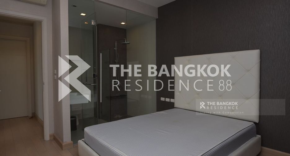 For rent 3 bedrooms condo in Khlong San, Bangkok