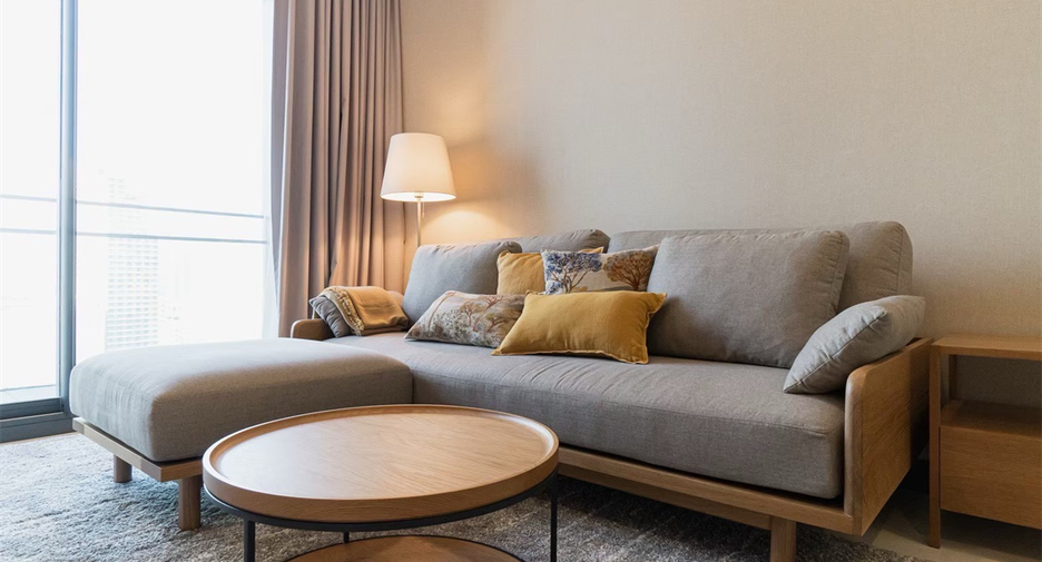 For rent 2 bedrooms condo in Khlong Toei, Bangkok