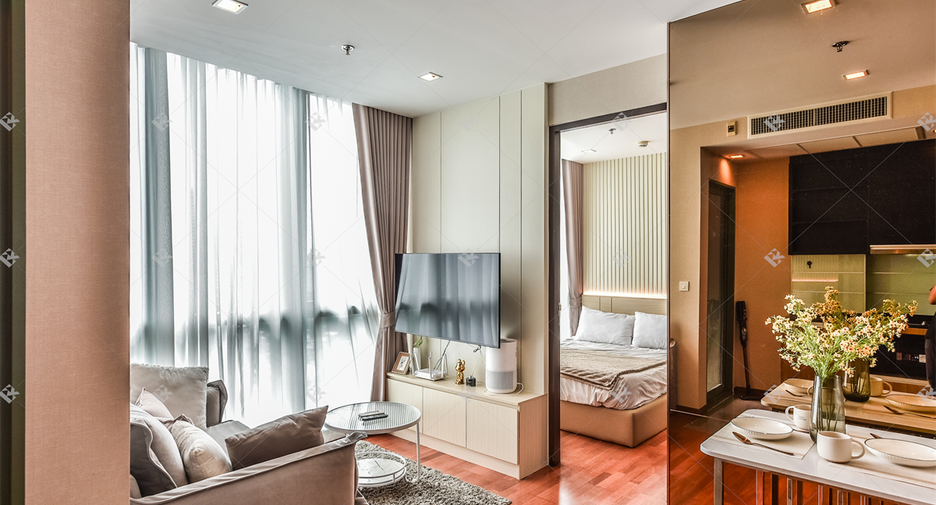 For sale 1 bed condo in Pathum Wan, Bangkok