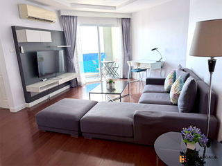 Wohnung zur Miete mit 2 Zimmer in Huai Khwang, Bangkok