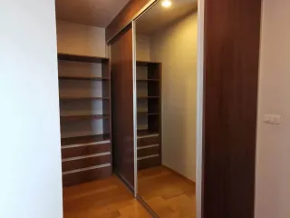 For rent 3 bedrooms condo in Khlong San, Bangkok