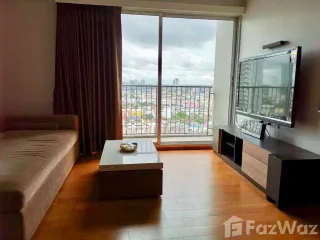 For rent 3 bedrooms condo in Khlong San, Bangkok