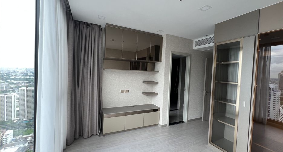 Condo en venta de 2 habitaciones en Huai Khwang, Bangkok