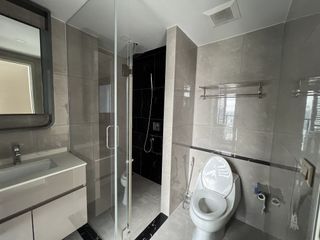 Wohnung zum Kauf mit 2 Zimmer in Huai Khwang, Bangkok